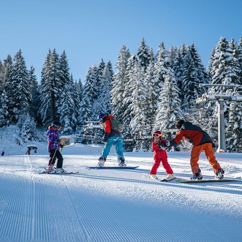 residence miraval andalo attivita family snowboard inverno ph oliver astrologo
